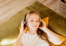 Vähennä stressiä: Opas tasapainoiseen ja hyvinvoivaan arkeen Helpota arkea ja vähennä stressiä.