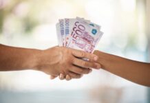 Mihin lainaa kannattaa hakea? Kattava opas lainan tarkoituksen mukaan Lainan ottaminen on merkittävä taloudellinen päätös